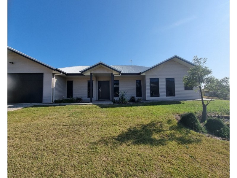 6 Bottle Tree Court, Withcott QLD 4352