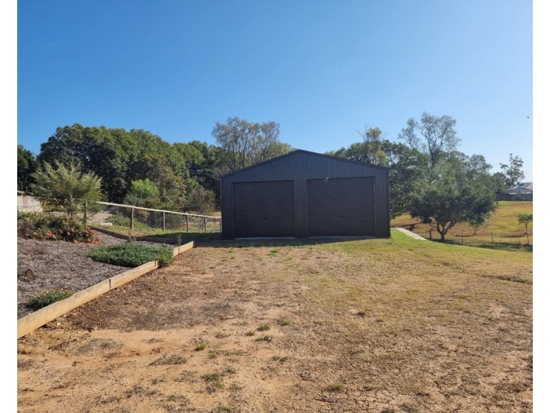 6 Bottle Tree Court, Withcott QLD 4352