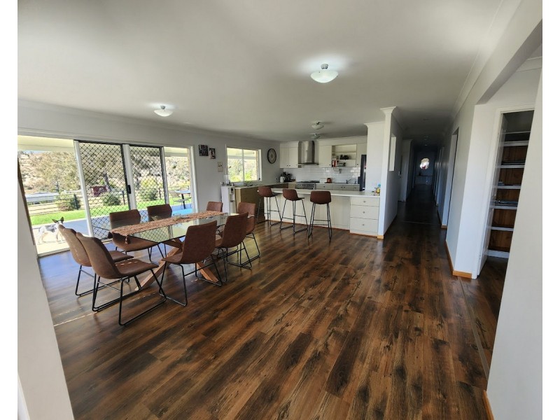 48 Gowlett Road, Haden QLD 4353