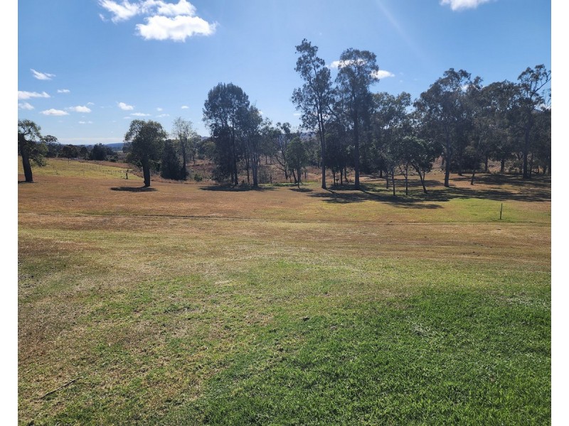 48 Gowlett Road, Haden QLD 4353