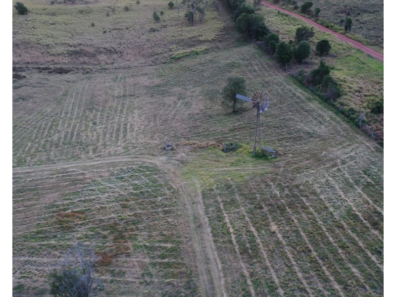 48 Gowlett Road, Haden QLD 4353