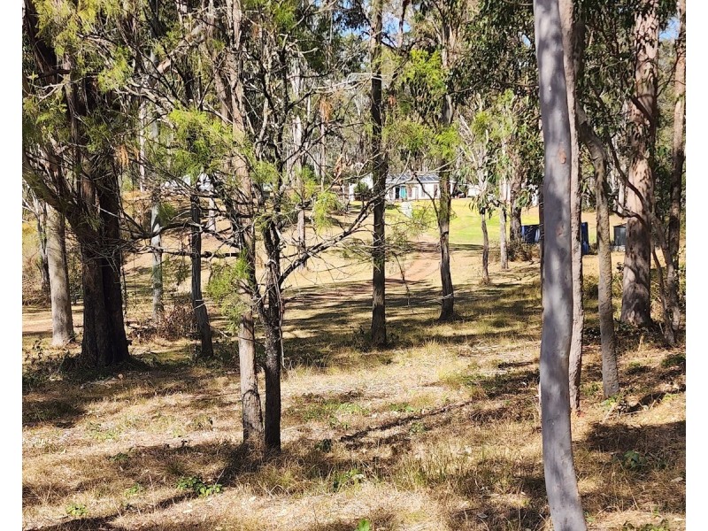 38 Robinson Road, Geham QLD 4352