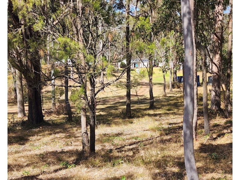 38 Robinson Road, Geham QLD 4352