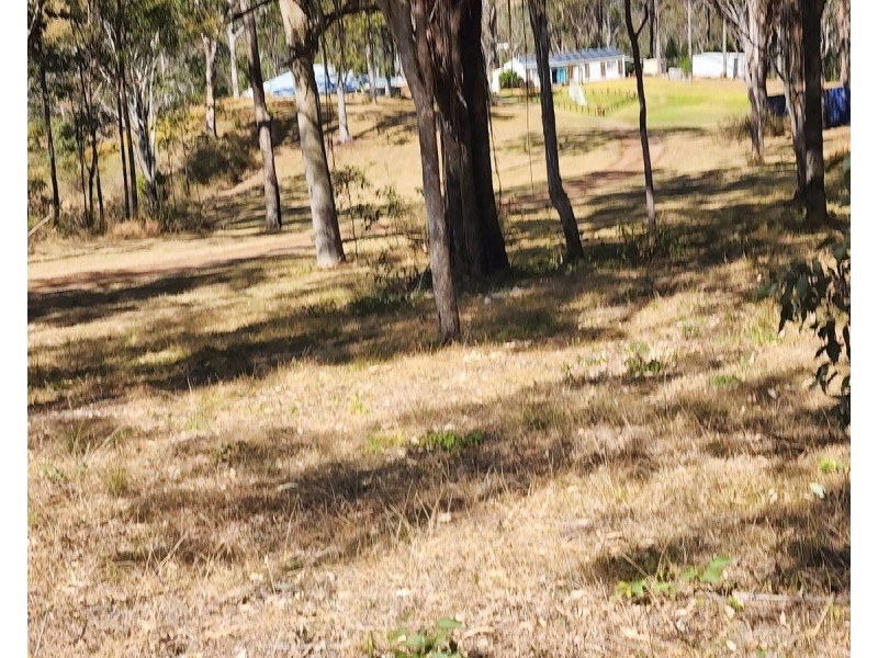 38 Robinson Road, Geham QLD 4352