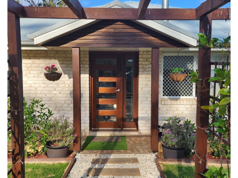 38 Robinson Road, Geham QLD 4352