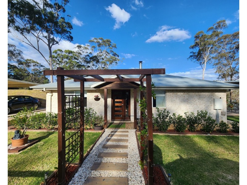 38 Robinson Road, Geham QLD 4352
