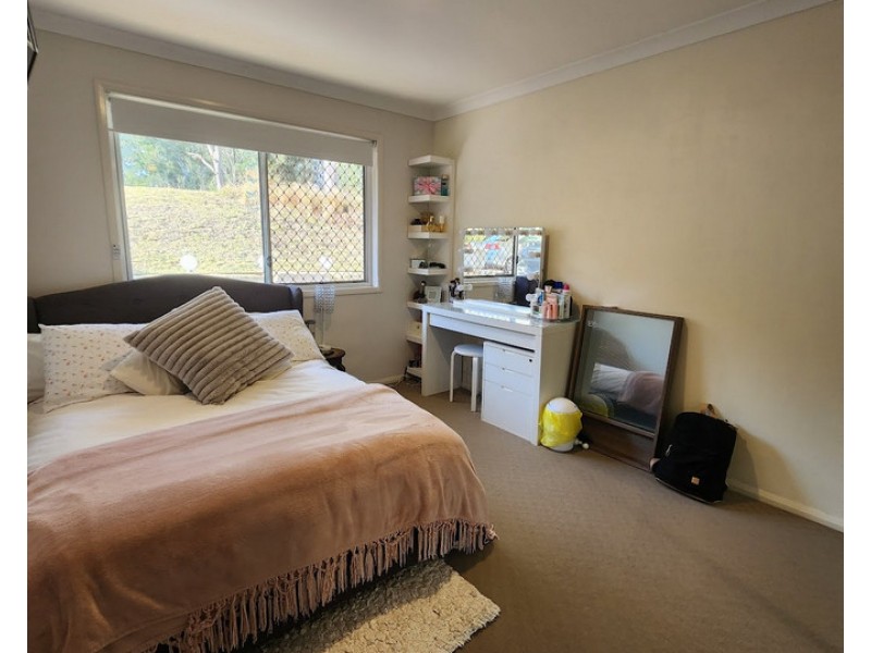 38 Robinson Road, Geham QLD 4352