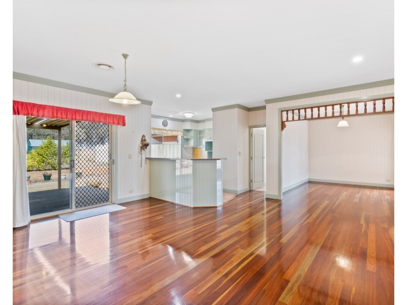 10 Helendale Drive, Helidon Spa QLD 4344