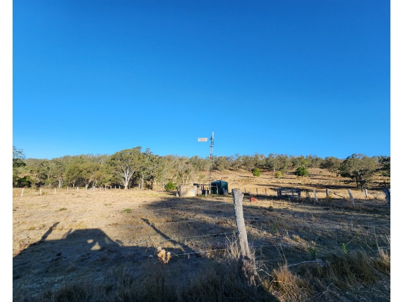 369 Schefe Road, Coalbank QLD 4352