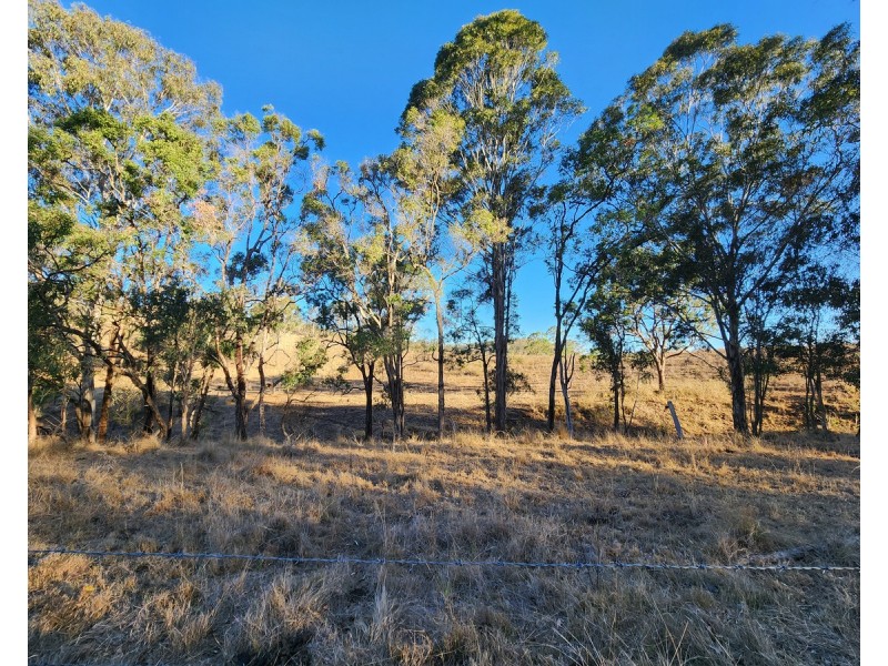 369 Schefe Road, Coalbank QLD 4352