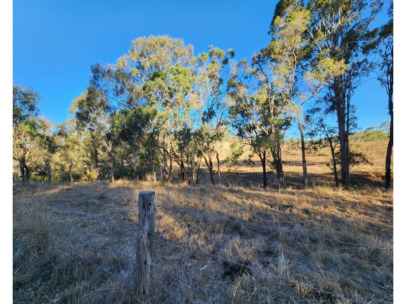 369 Schefe Road, Coalbank QLD 4352