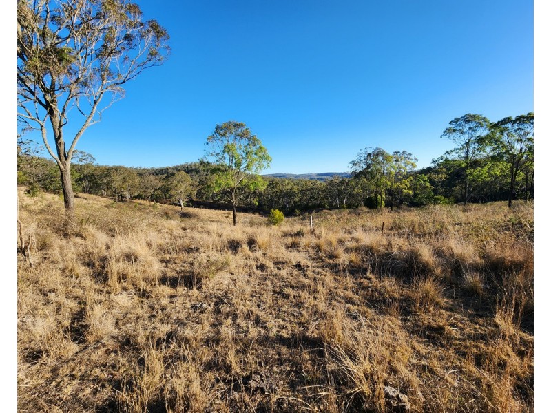 369 Schefe Road, Coalbank QLD 4352