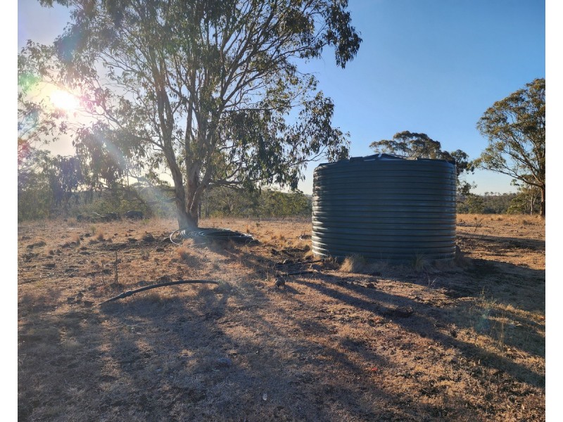 369 Schefe Road, Coalbank QLD 4352