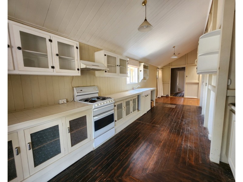 49 Palms Road, Cooyar QLD 4402