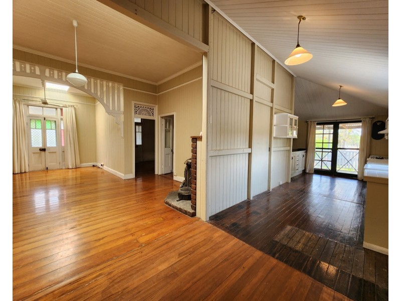 49 Palms Road, Cooyar QLD 4402