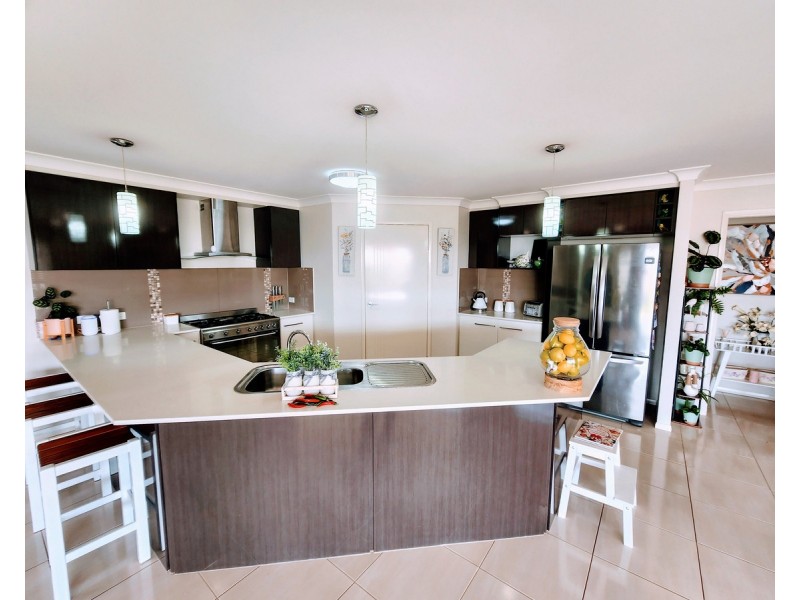 22 Ridge Drive, Cambooya QLD 4358