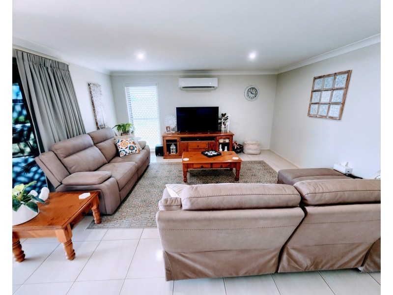 22 Ridge Drive, Cambooya QLD 4358