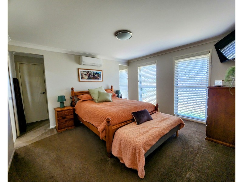 22 Ridge Drive, Cambooya QLD 4358