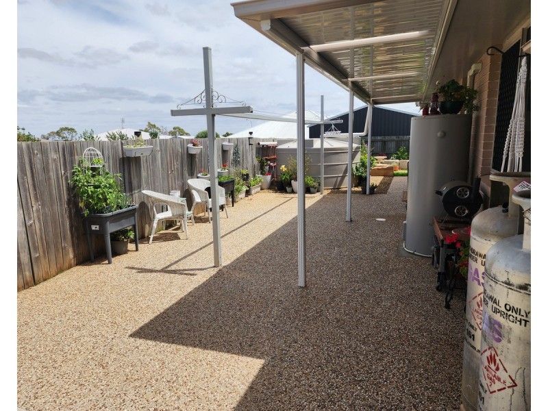 22 Ridge Drive, Cambooya QLD 4358