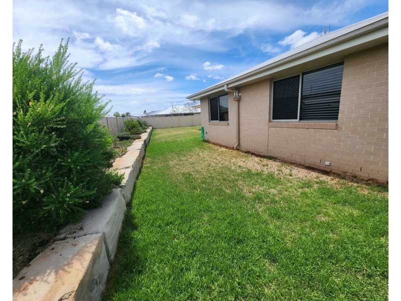 22 Ridge Drive, Cambooya QLD 4358