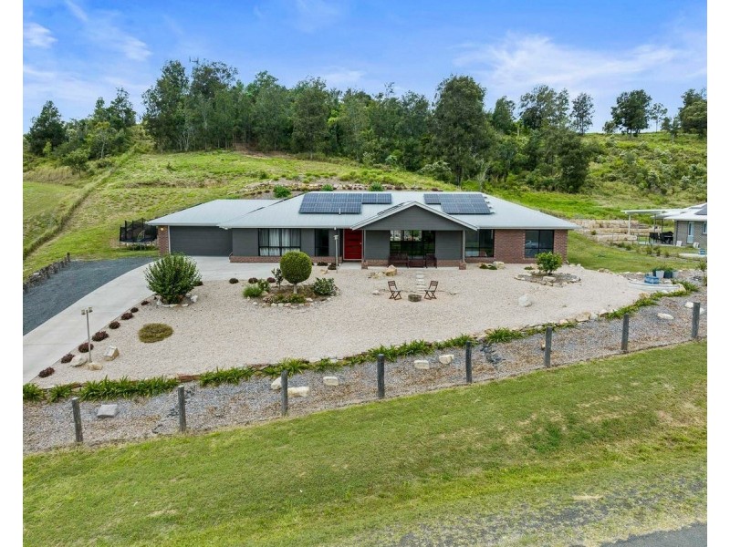 11 Skyline Drive, Withcott QLD 4352