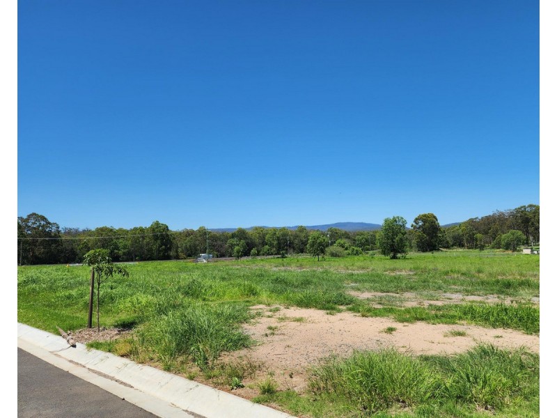 3 Goodman Drive, Murphys Creek QLD 4352