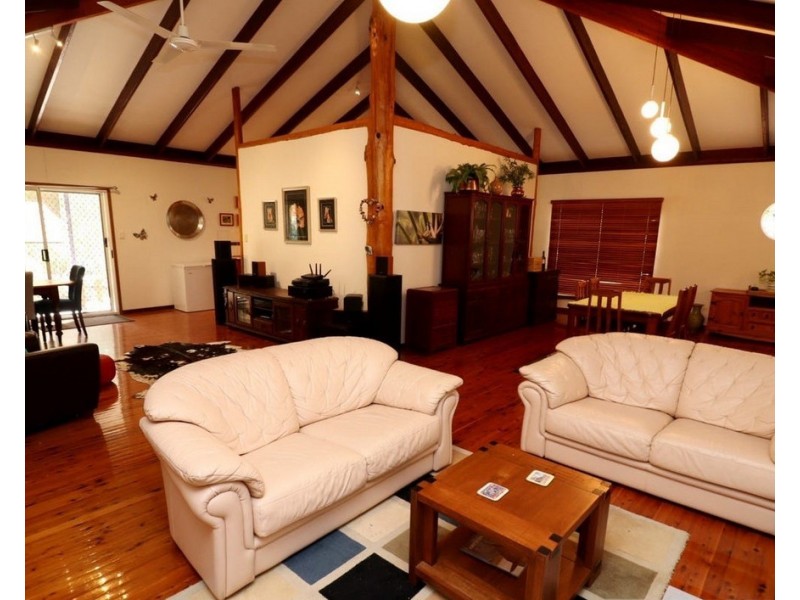 75 Coolibah Way, Dalby QLD 4405