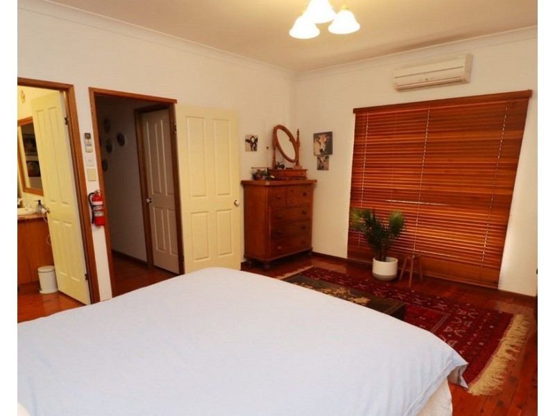 75 Coolibah Way, Dalby QLD 4405