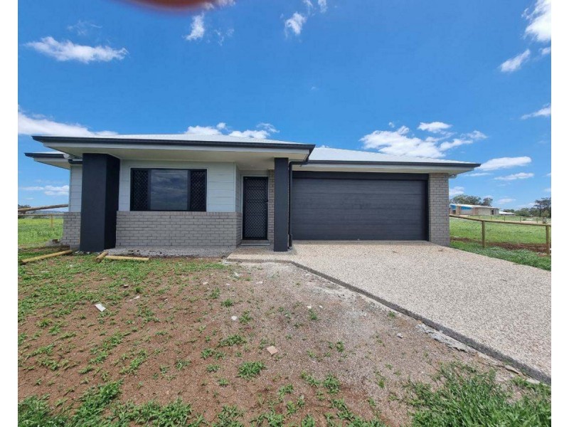 8 Willis Road, Meringandan West QLD 4352