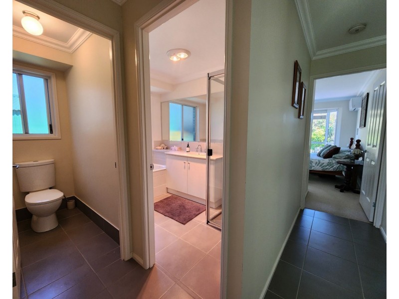 14 Vicky Avenue, Crows Nest QLD 4355