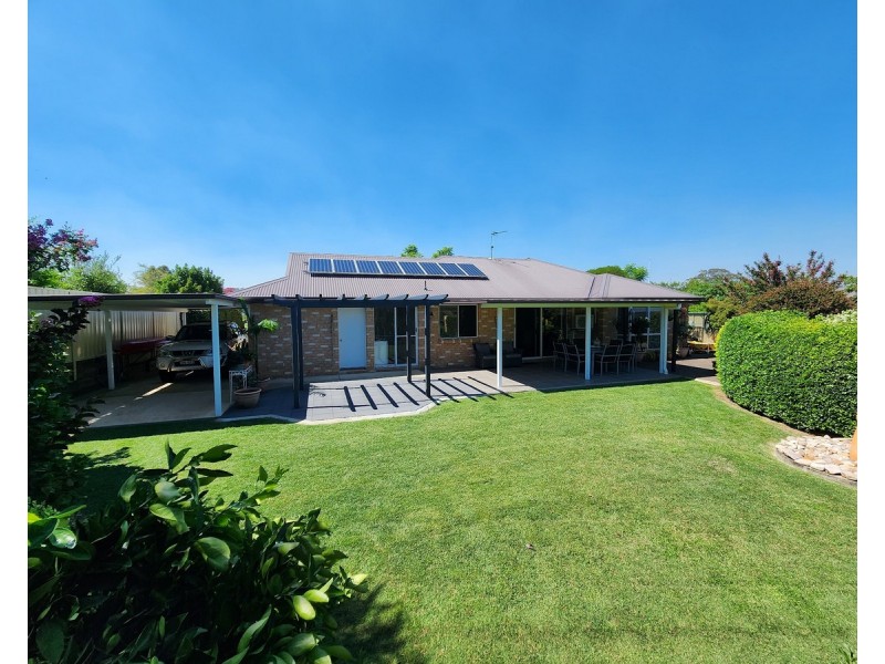 14 Vicky Avenue, Crows Nest QLD 4355