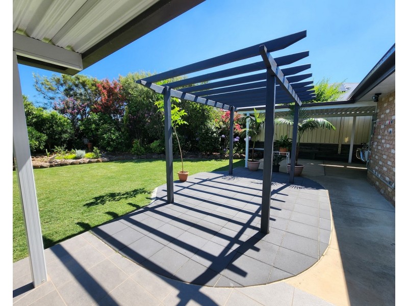 14 Vicky Avenue, Crows Nest QLD 4355