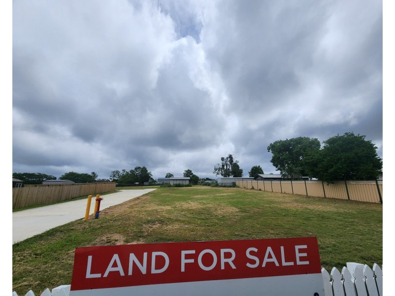 12 Bowen Street, Helidon QLD 4344