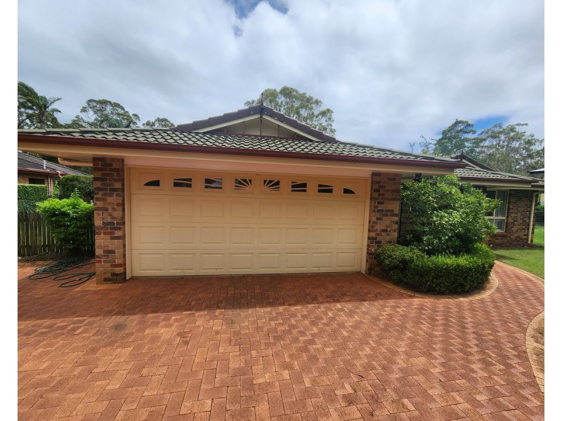 8 Parkway Drive, Highfields QLD 4352