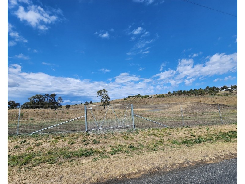 7 Charleys Gully Road, Freestone QLD 4370