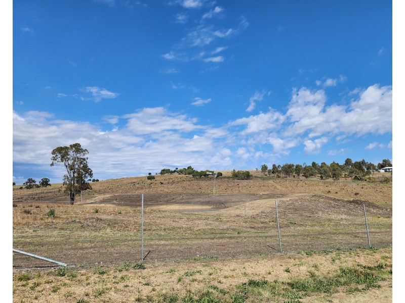 7 Charleys Gully Road, Freestone QLD 4370