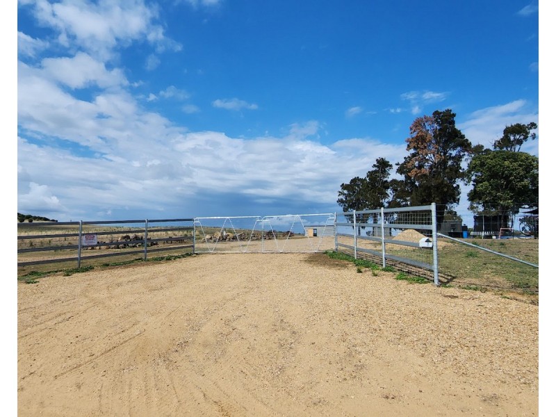 7 Charleys Gully Road, Freestone QLD 4370