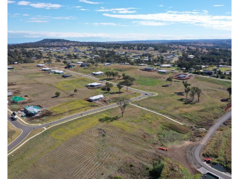 47 Aquila Drive (Eagle Heights), Meringandan West QLD 4352