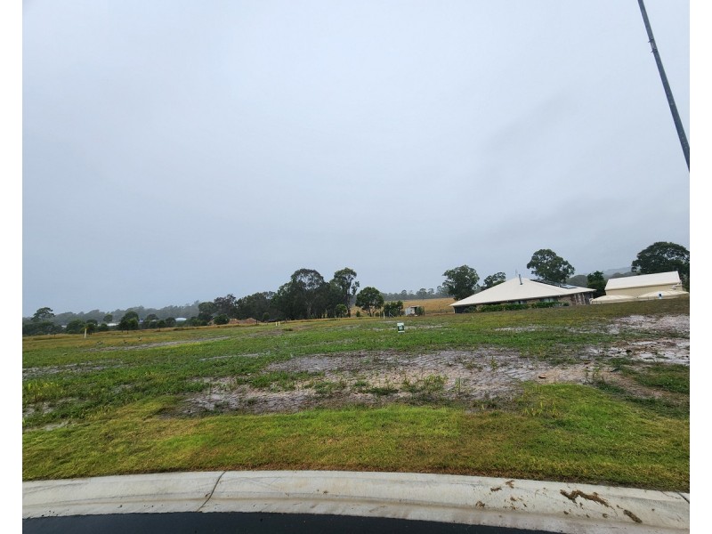 802 “Parklands Estate”, Jane Street, Crows Nest QLD 4355