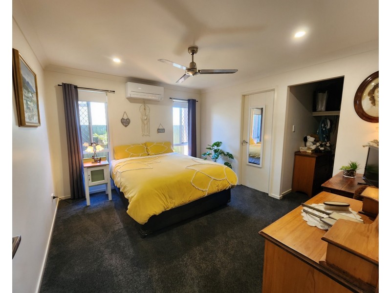 32 Parkview Drive, Glenvale QLD 4350