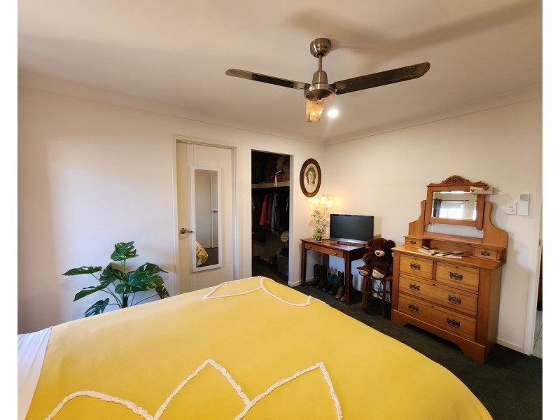 32 Parkview Drive, Glenvale QLD 4350