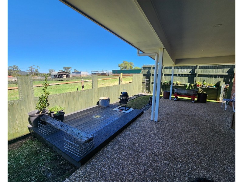 32 Parkview Drive, Glenvale QLD 4350