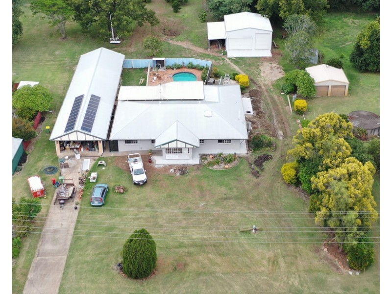 11 Shorelands Drive, Withcott QLD 4352