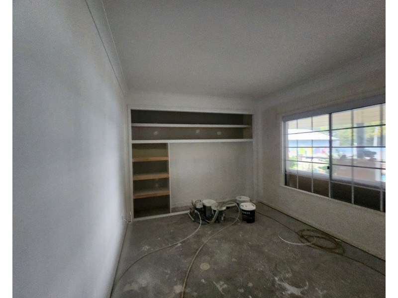 11 Shorelands Drive, Withcott QLD 4352