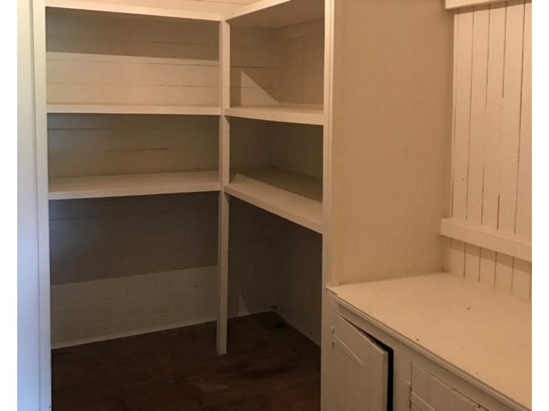 1 William Street, Crows Nest QLD 4355