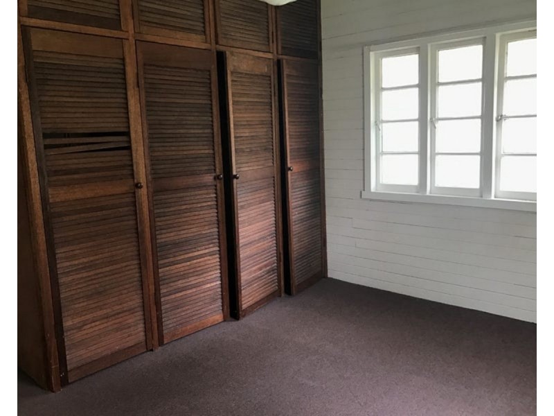 1 William Street, Crows Nest QLD 4355