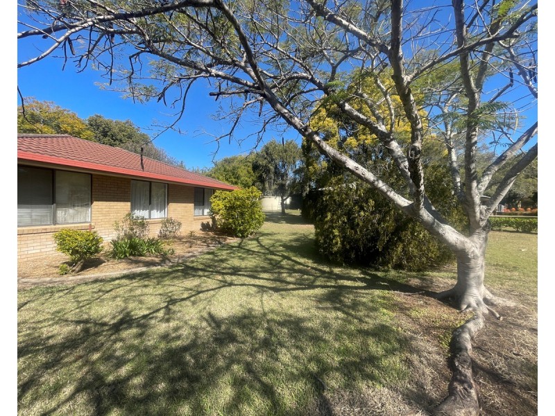 25 Shorelands Drive, Withcott QLD 4352