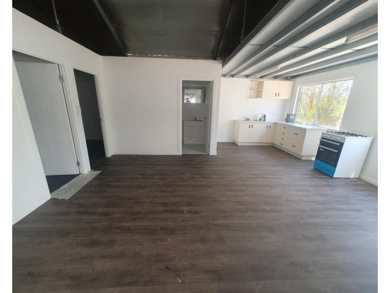 19A Pinnell Road, Crows Nest QLD 4355