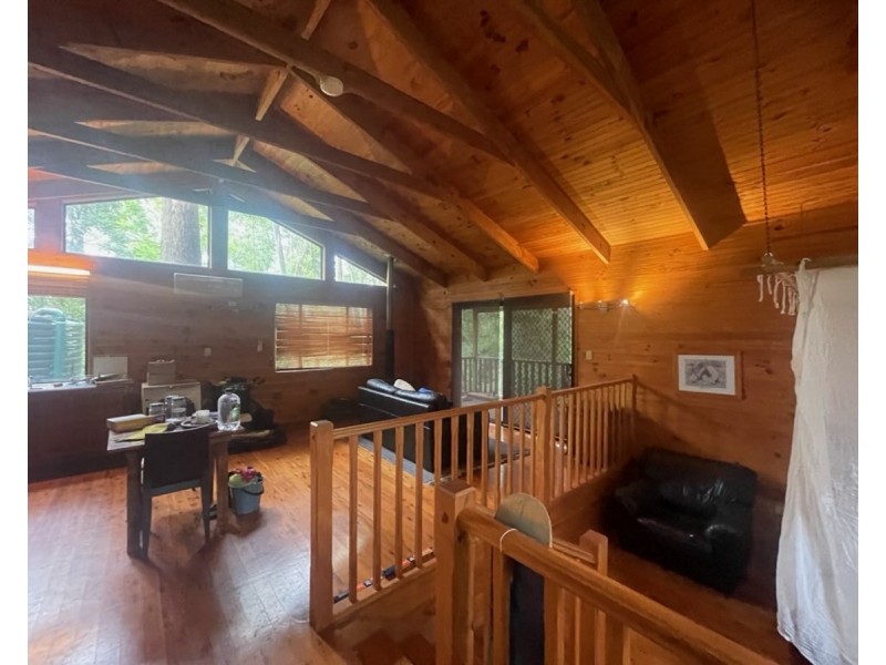 2/84 Palmtree Road, Palmtree QLD 4352