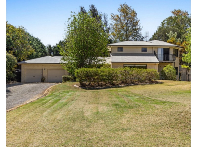 11 High Street, Highfields QLD 4352